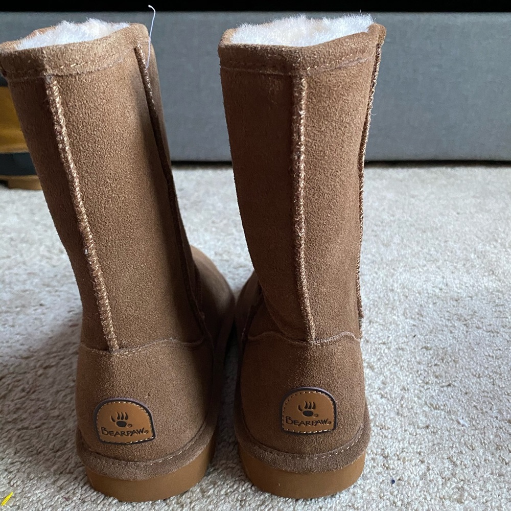 Never worn bear paw boots!